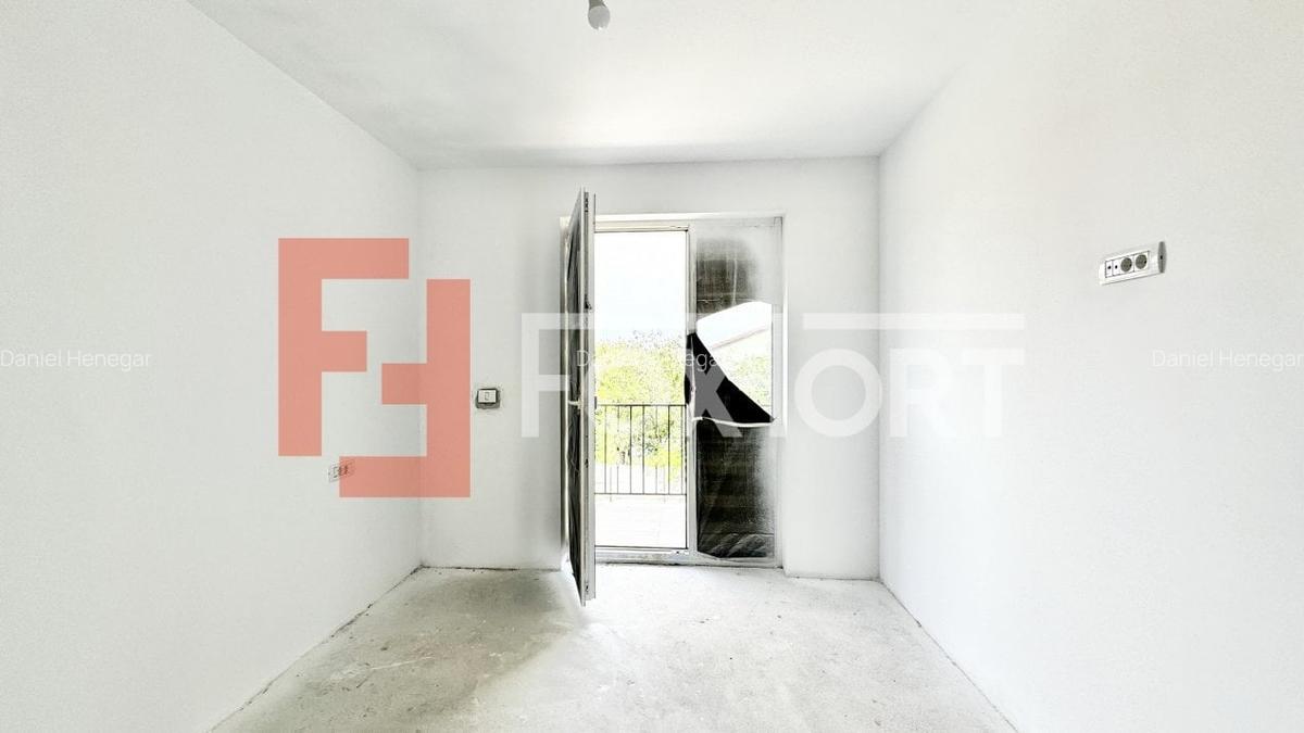 Apartament cu 3 camere decomandat în Giroc - 10