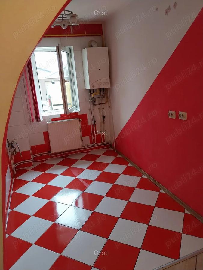 Apartament 3 camere, Parter, str Vasile Parvan, Barlad - 4