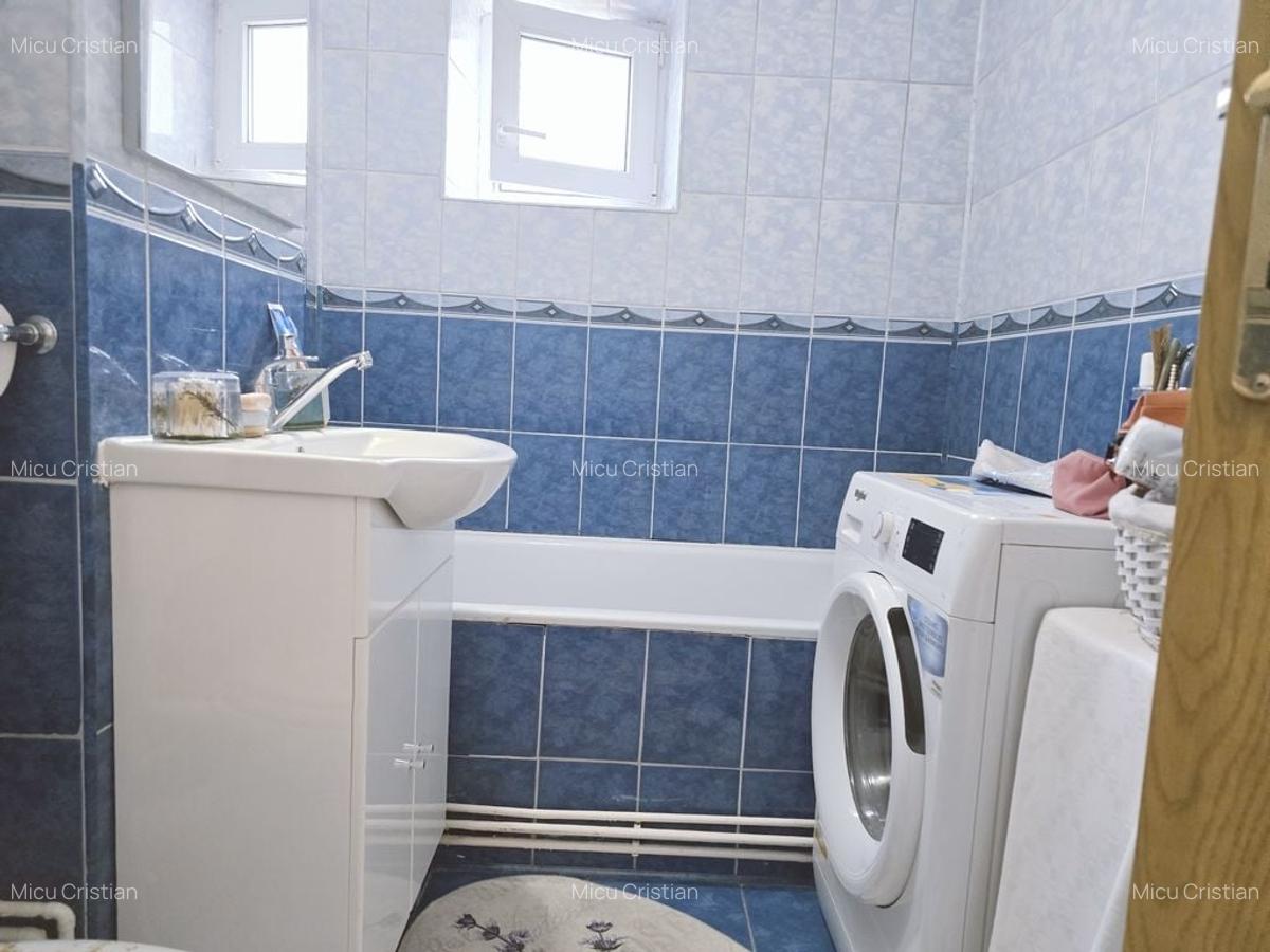 Hărmanului apartament cu 2 camere etaj 2 in bloc cu lift structura mare - 9