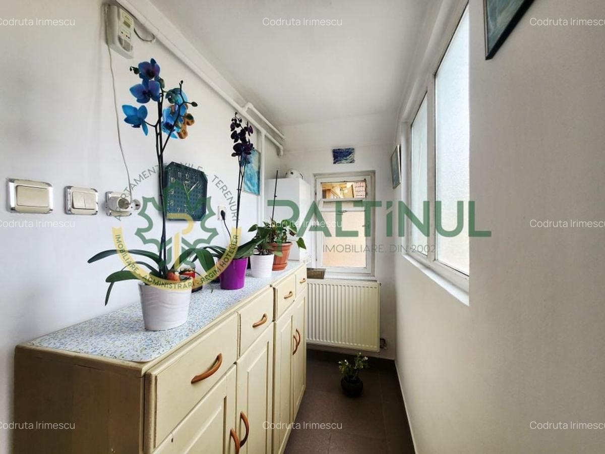 Casă cu teren 671 mp și hală 270 mp - Lazaret, acces din 2 străzi - 8