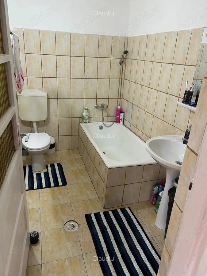 Casa luminoasa, gata de mutat,zona lini?tita, ideala pentru familie - 7
