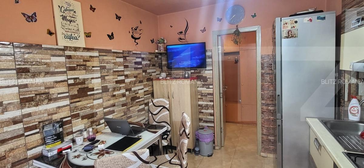 Apartament cu 3 camere in zona Soarelui - 8