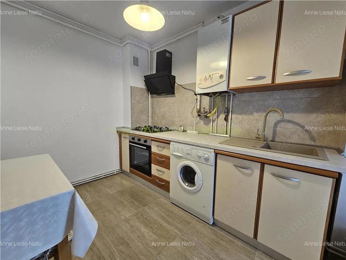 Garsoniera spatioasa de inchiriat in Racadau - 17