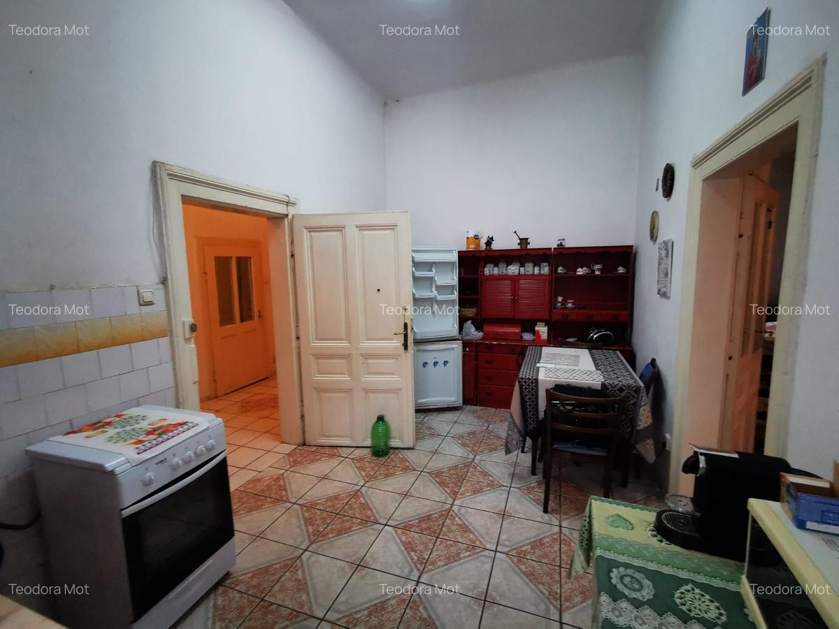 Apartament cu 4 camere circular în Iosefin - 12