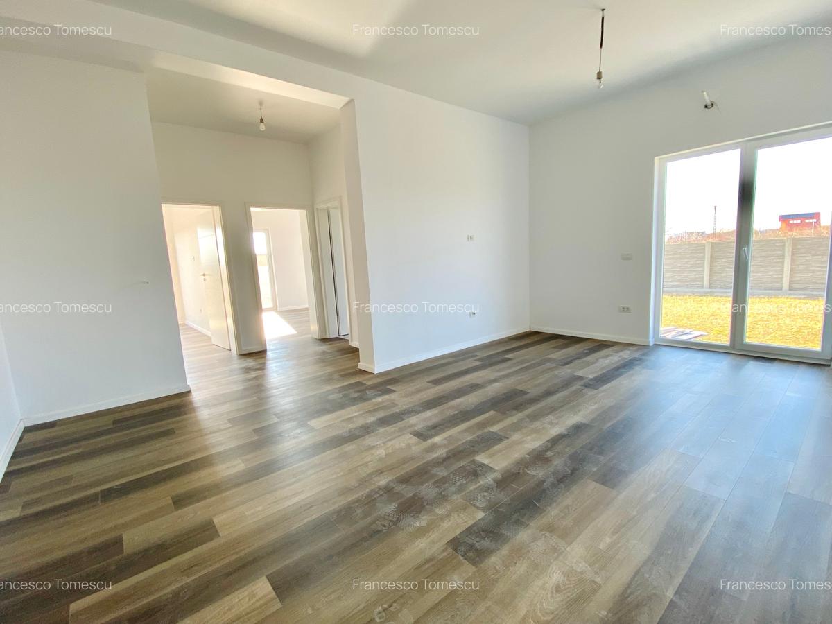 Apartament cu 3 camere decomandat în Lugojului - 3