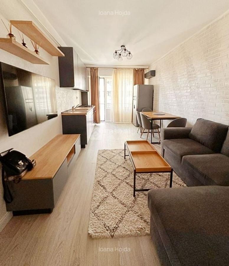 Royal Town, 3 camere ready to move, amenajat integral, terasa ampla - 2