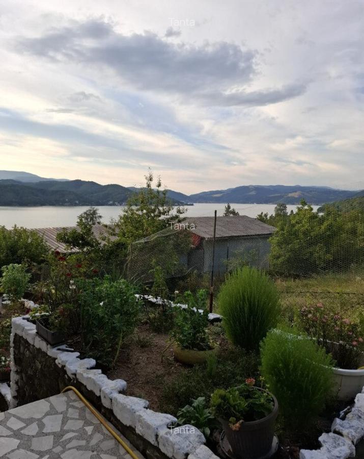 Casa spa?ioasa cu vedere panoramica, in Tekija Serbia (25km de VAMA) - 2