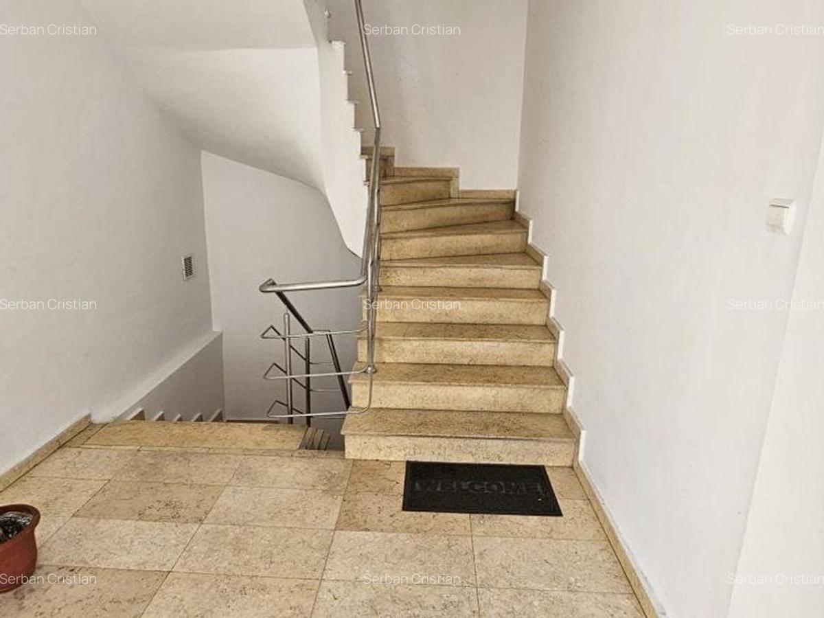 Militari spatiu subsol 272 mp - 17