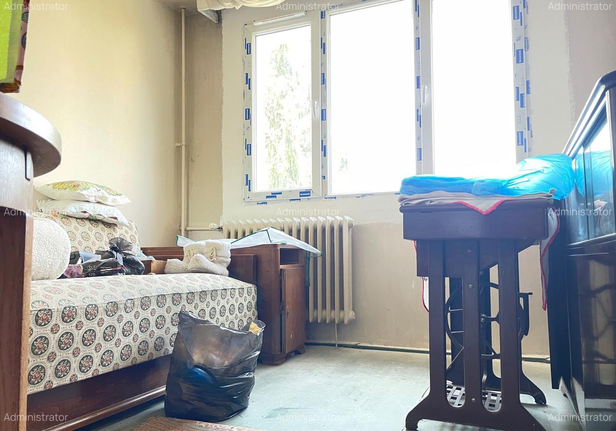 Apartament cu 3 camere decomandat, mobilat în Drumul Taberei - 4