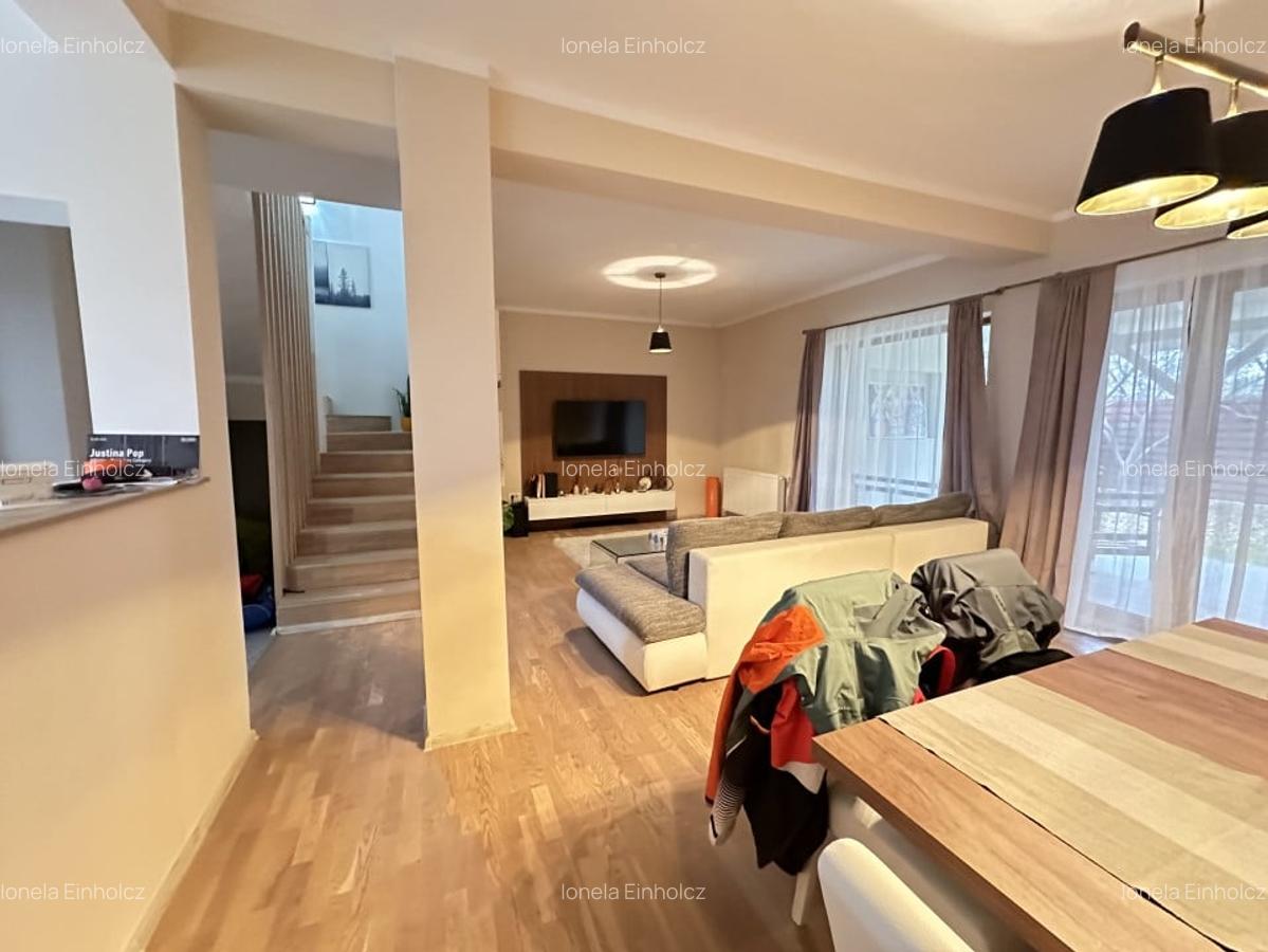 Casa insiruita pe colt, 4 camere, 144 mp utili + garaj - Dumbravita - 3