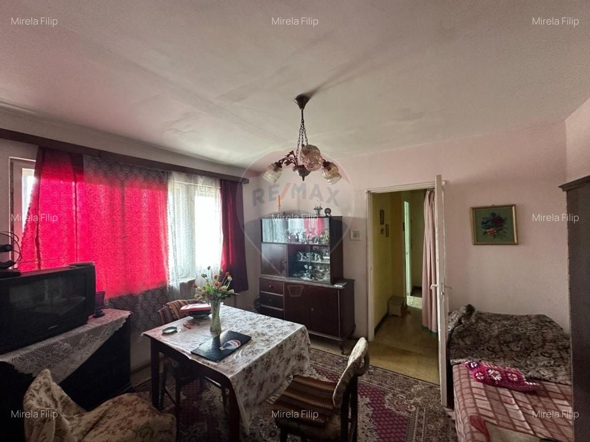 DE VANZARE- apartament 4 camere- ULTRACENTRAL - 3
