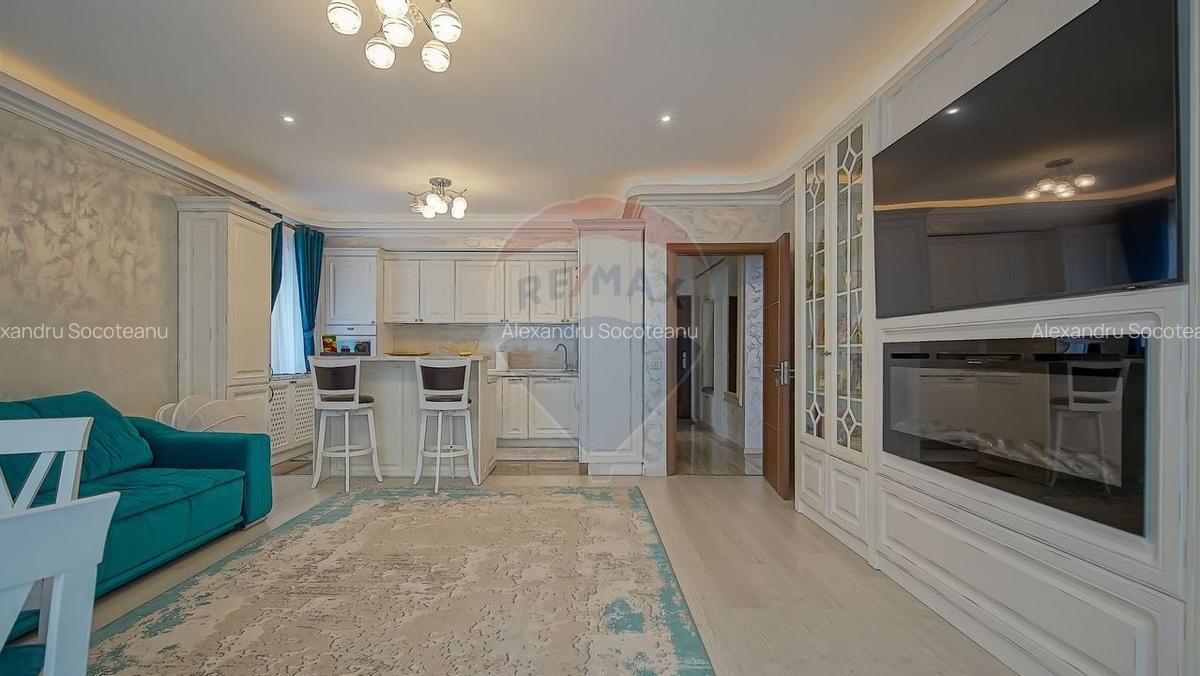 Apartament cu 4 camere decomandat, mobilat în Tractorul - 2