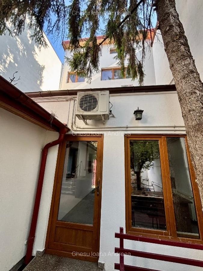 Casă pentru sediu firmă – 205 mp, Sector 4, panouri solare și loc parcare - 4