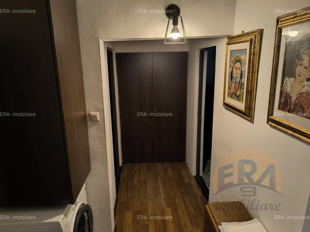 Apartament cu 3 camere semidecomandat, mobilat în Rogerius - 13