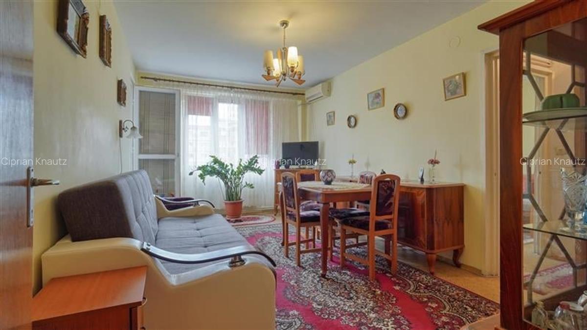Apartament 3 camere zona Grivitei - 3