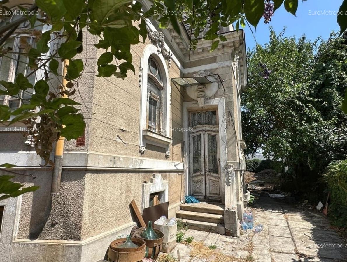 Imobil cu arhitectura si teren 500 mp Dacia - 2