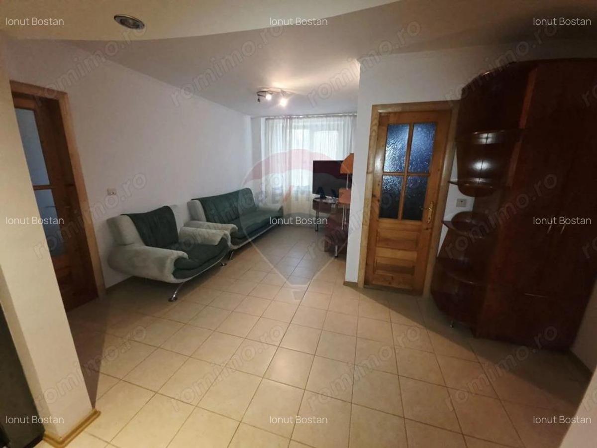 Apartament cu 4 camere de vanzare in zona Calea Romanului - 3