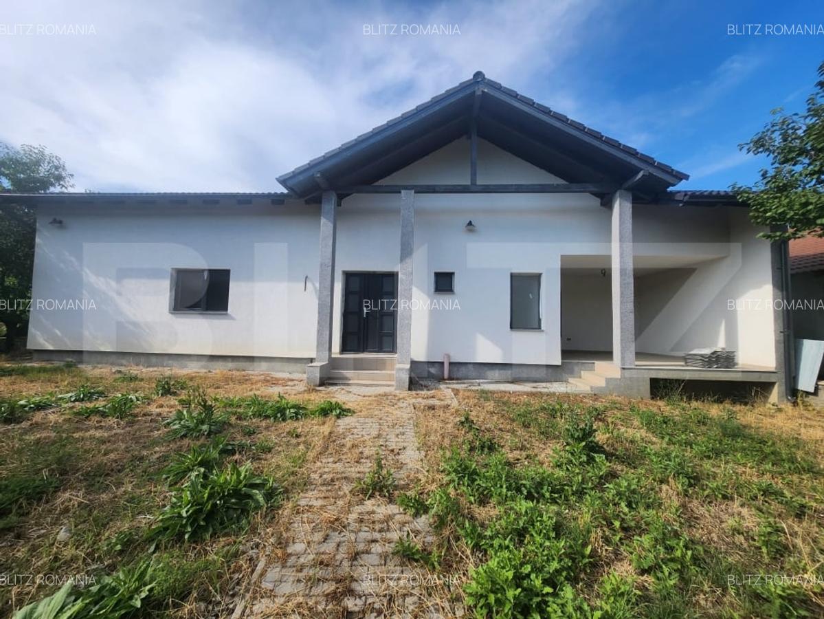 Casa individuala cu 3 camere,130 mp utili,450 mp teren,Sard - 1