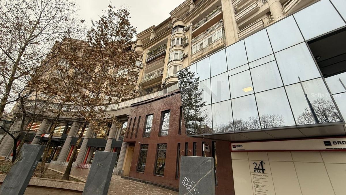 Apartament cu 4 camere decomandat în P-ța Unirii - 11
