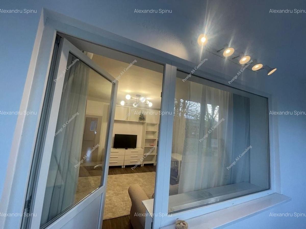 Apartament de vanzare cu 2 camere, renovat complet, cu boxa prorie - Complex - 9