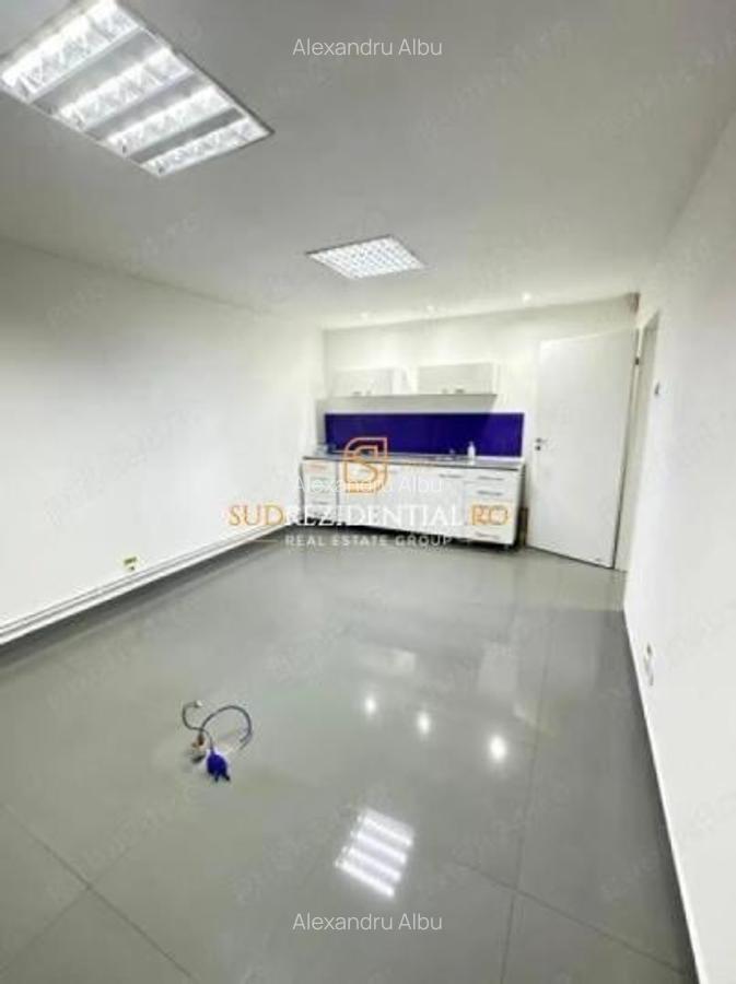 Spatiu comercial, ap.3 camere , 65 mp, la parter. - 2