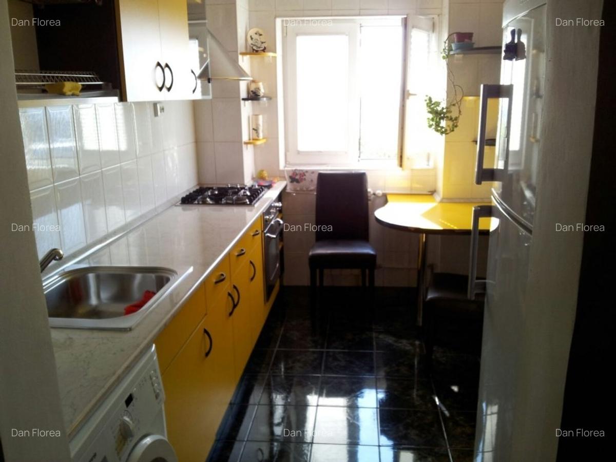 Proprietar inchiriez apartament 2 camere, zona Vitan - 1