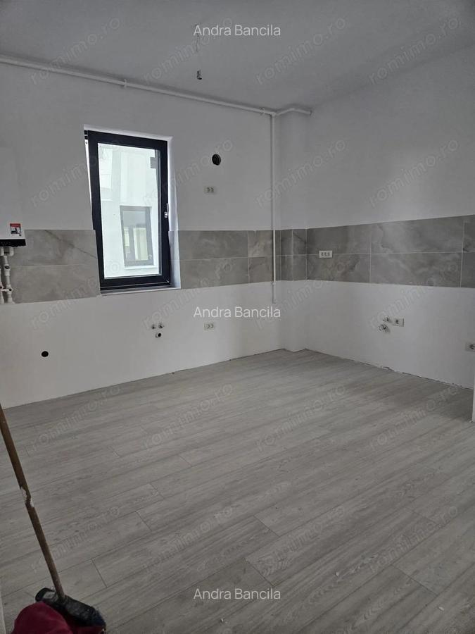 Apartament 4 Camere, 5 min. Metrou, Timpuri Noi - 17