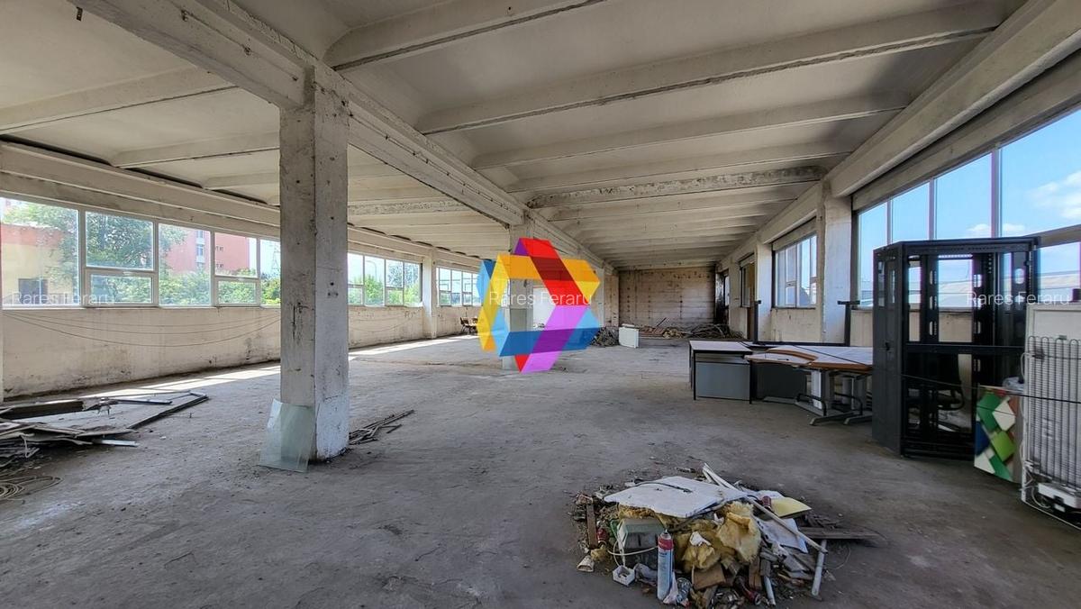 Spatiu la etaj 1 - 470 mp - 1