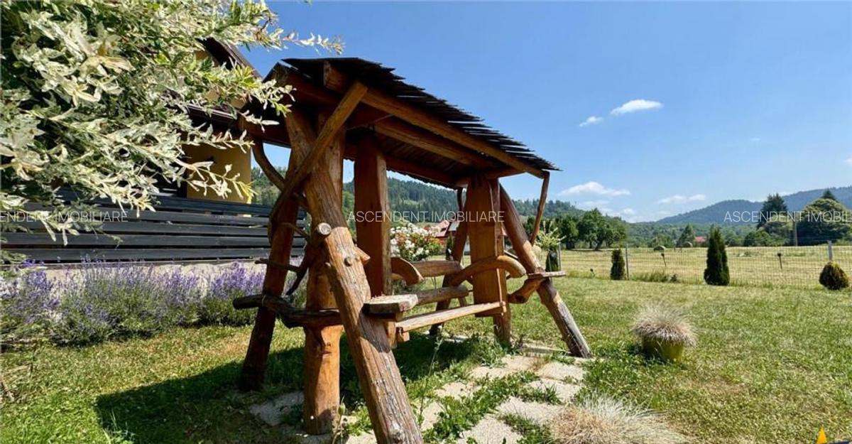 Refugiu pretios: jacuzzi, lemn masiv, 2.000 mp teren,4 dorm - 18