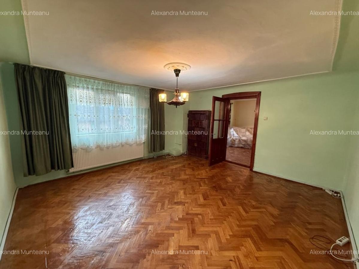 Casa 3 camere + teren 912mp zona Caraiman - 1 Casa 3 camere + teren 912mp zona Caraiman - 1