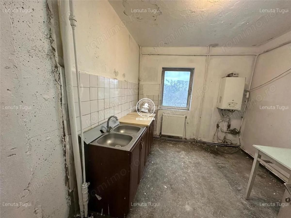 Apartament 3 camere de vanzare, Galata - 3