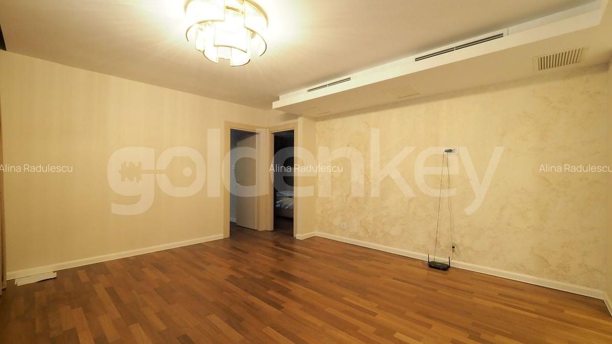 Apartament cochet cu 3 camere langa parc - 4