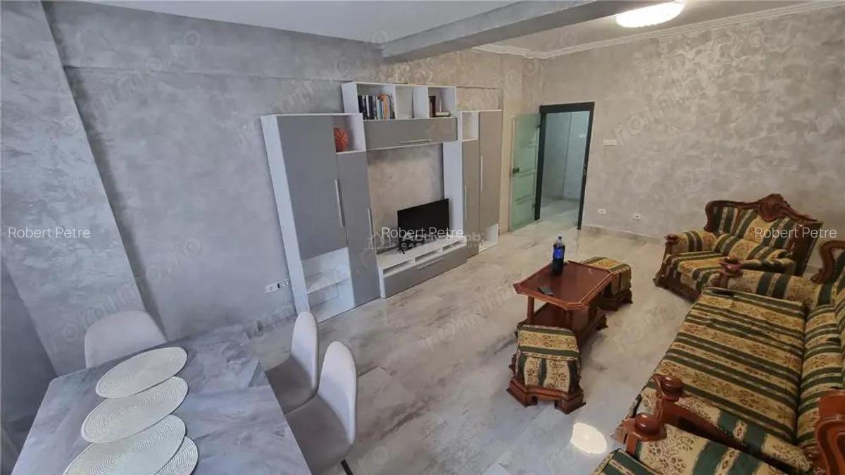 3 camere 107mp Piata Unirii - 2