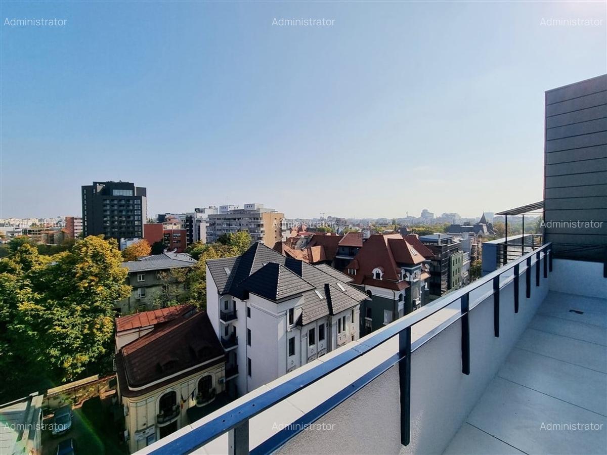 Apartament cu 4 camere decomandat în Polonă - 14