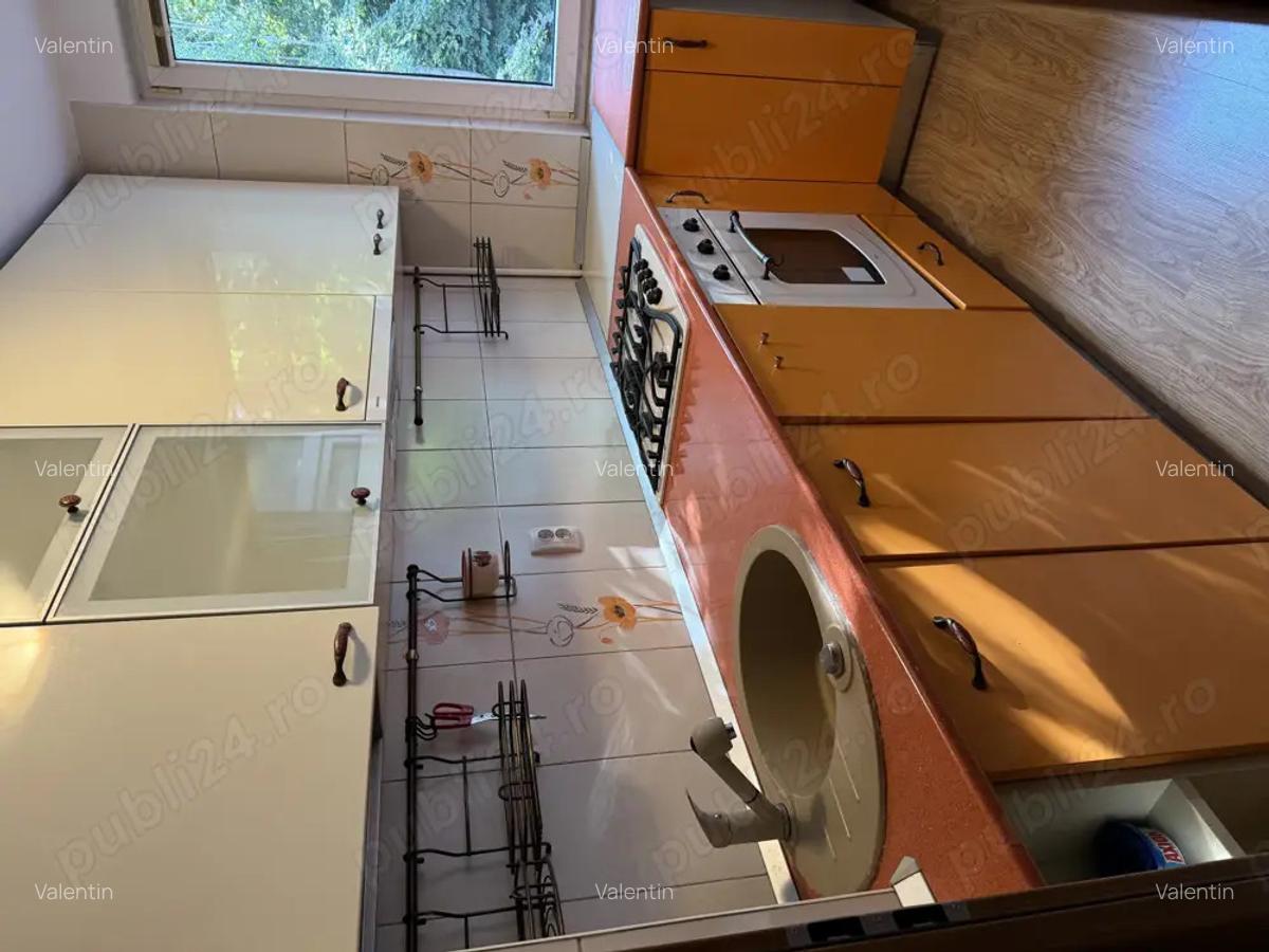 Apartament la 2 minute de metrou! - 4