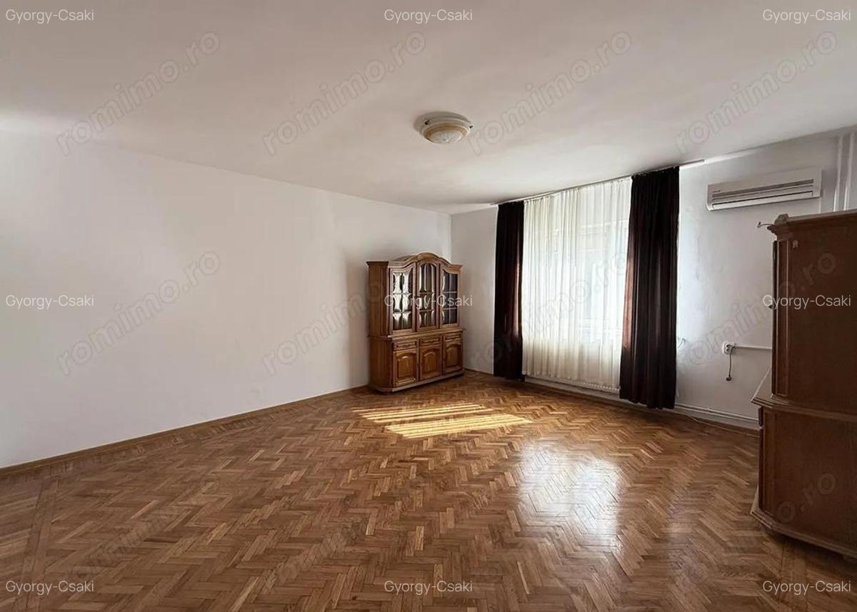 Casa solida cu 5 camere - Iosia - IMOBIHOR - 4