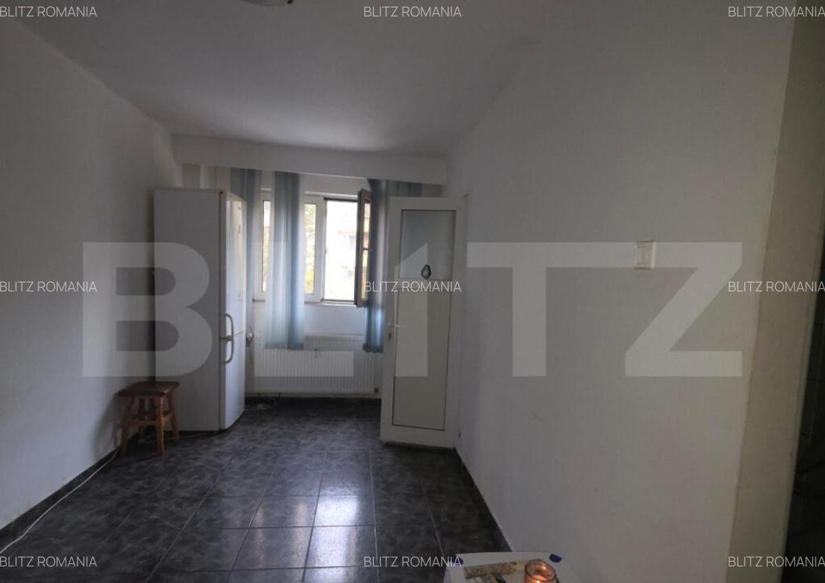 Garsoniera, 22 mp, zona Democratiei - 3 Garsoniera, 22 mp, zona Democratiei - 3