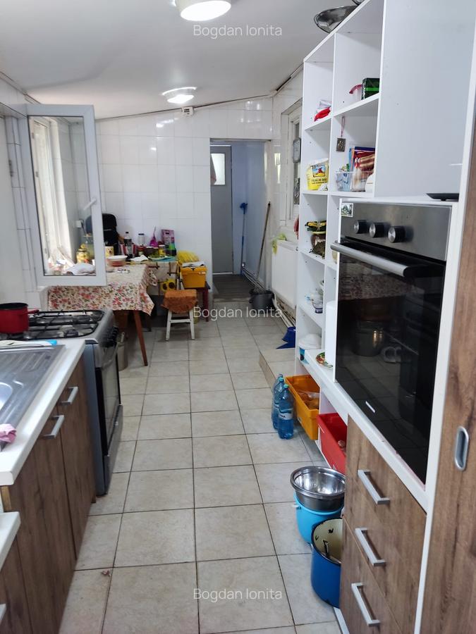 Casă cu 5 camere în Giulești - 33
