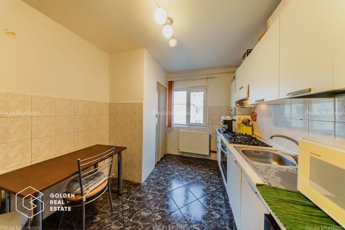 Apartament 3 camere, Micalaca zona 300, decomandat, comision 0% - 12