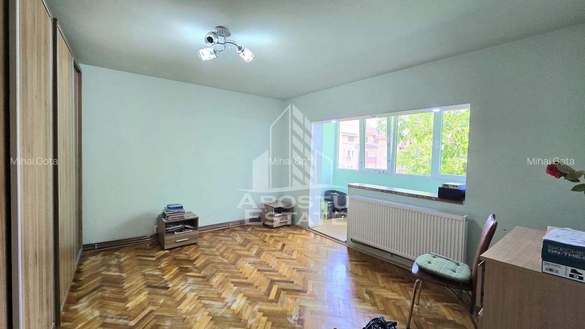 Apartament cu 3 camere, 2 bai, centrala proprie, zona Aradului - 3