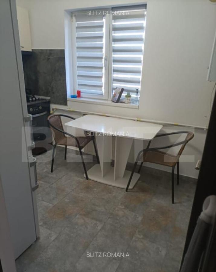 Apartament decomandat, 38 mp, etaj intermediar, zona Sub Cet - 3