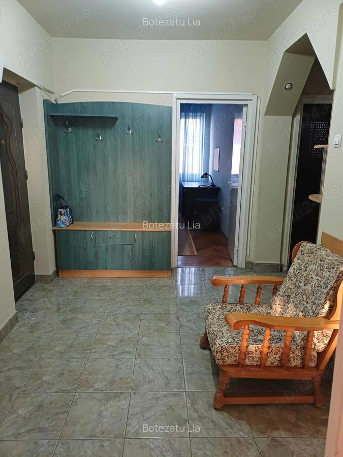 Vand apartament 4 camere Arad - 2