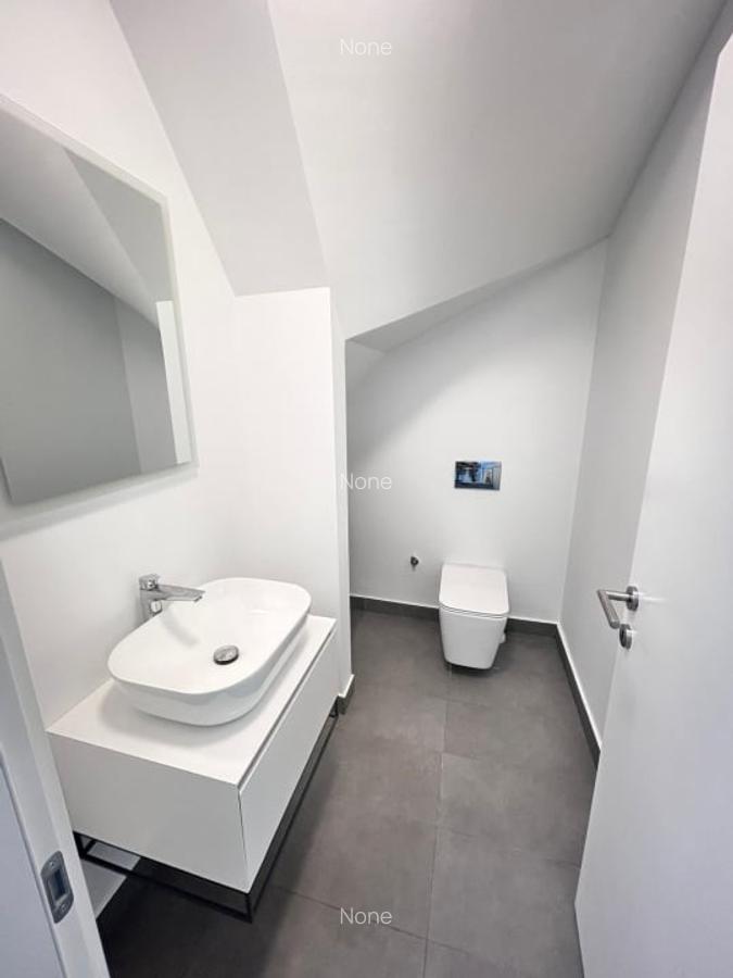 DUPLEXT 3 CAMERE CURTE PIPERA COMPLEX SECURIZAT LOC DE JOACA - 13