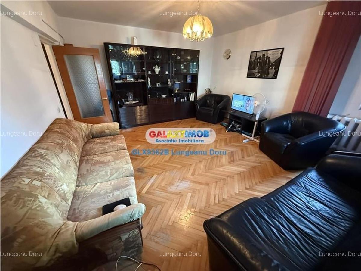2 camere decomandat, P-ta Alba Iulia, Bd. Burebista - 3