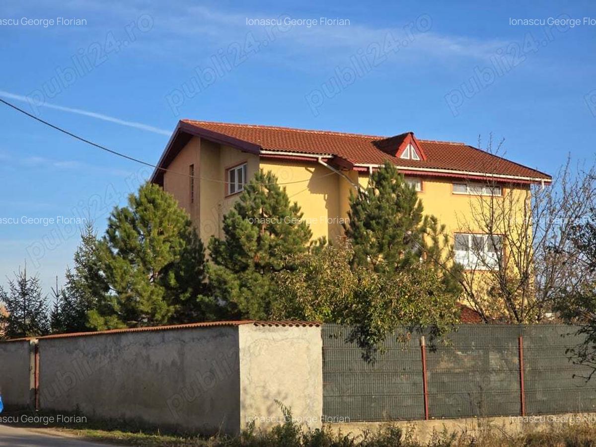 Casa in Comuna Berceni - 3