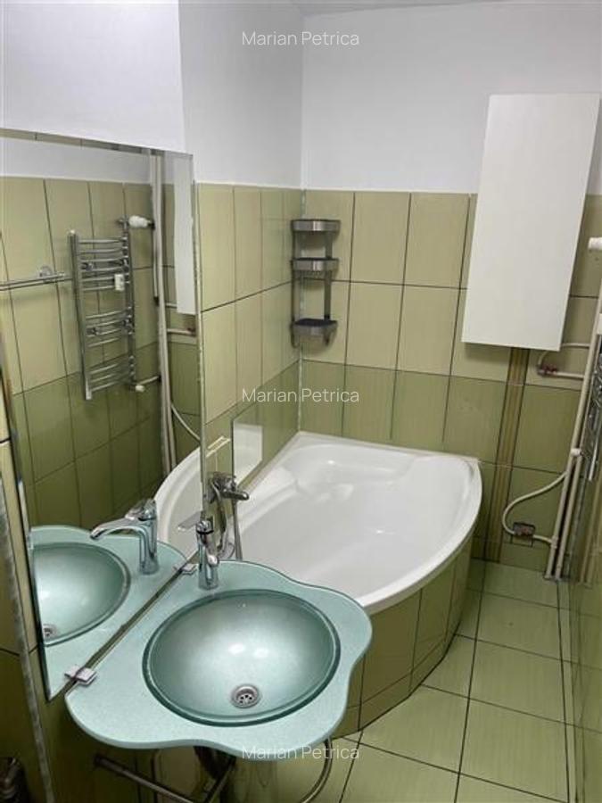 Garsonieră decomandată în Tei - 7