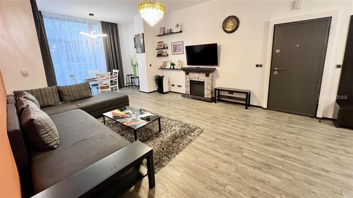 Apartament cu 2 camere decomandat, mobilat în Poiana Brașov - 2