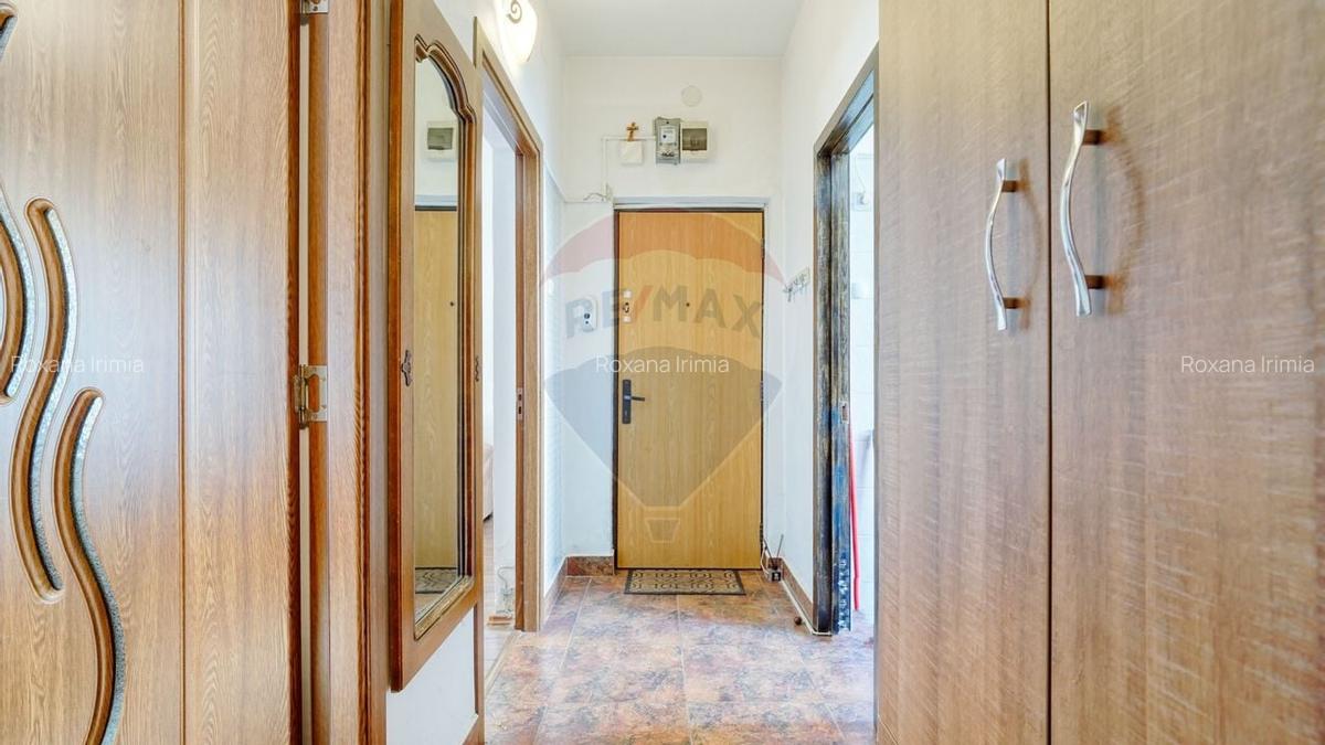 Apartament de Vanzare cu 2 Camere / Zona Tractorul - 8