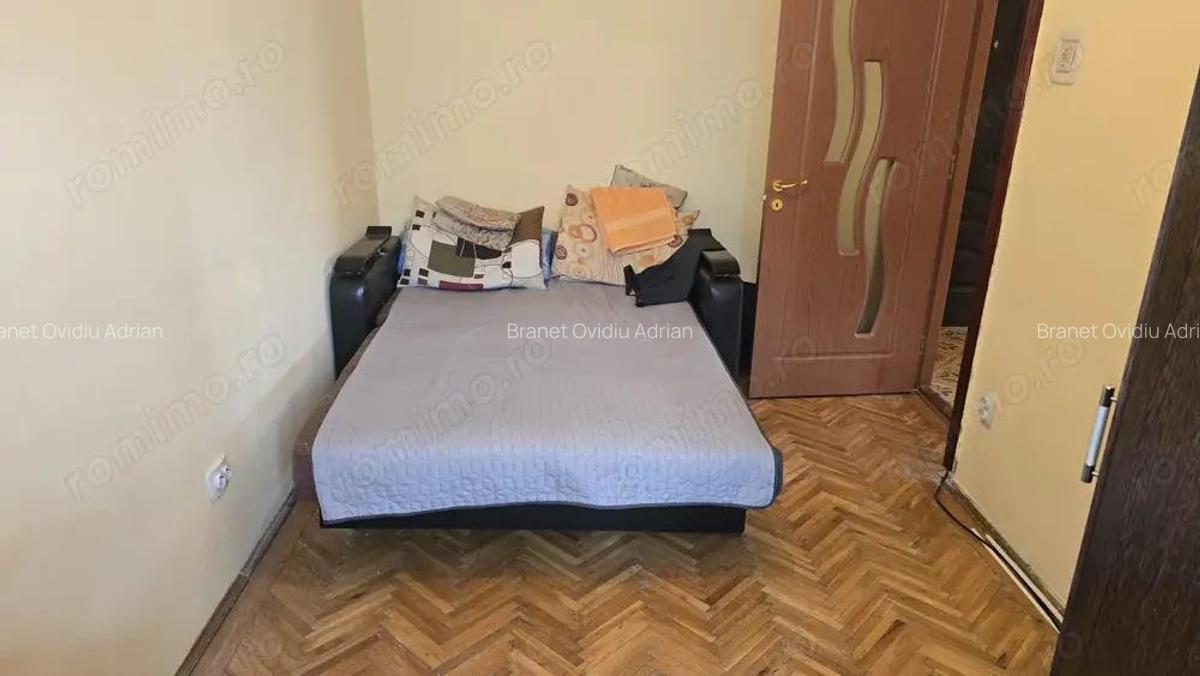 Vand apartament 3 camere cu intrari separate in Deva, zona Minerului, bloc de 4 etaje de caramida, - 7