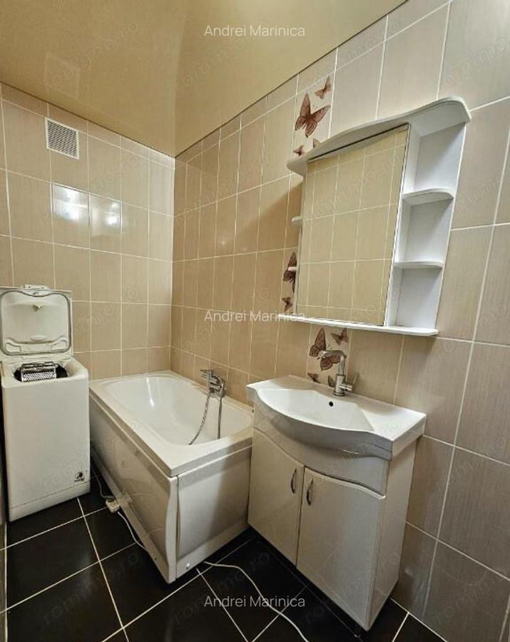 3 camere de vanzare Piata Romana - 6